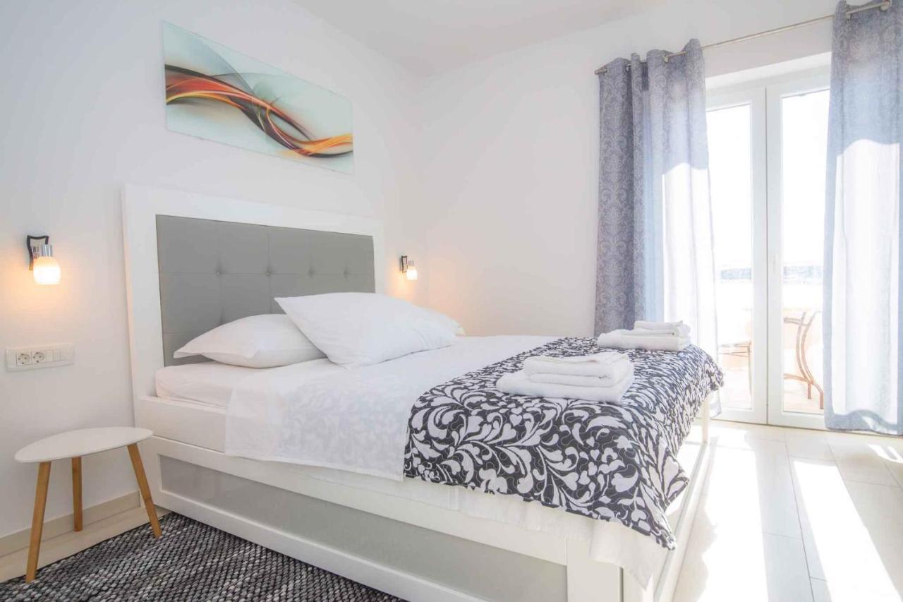 Apartments In Rogoznica 40364 المظهر الخارجي الصورة