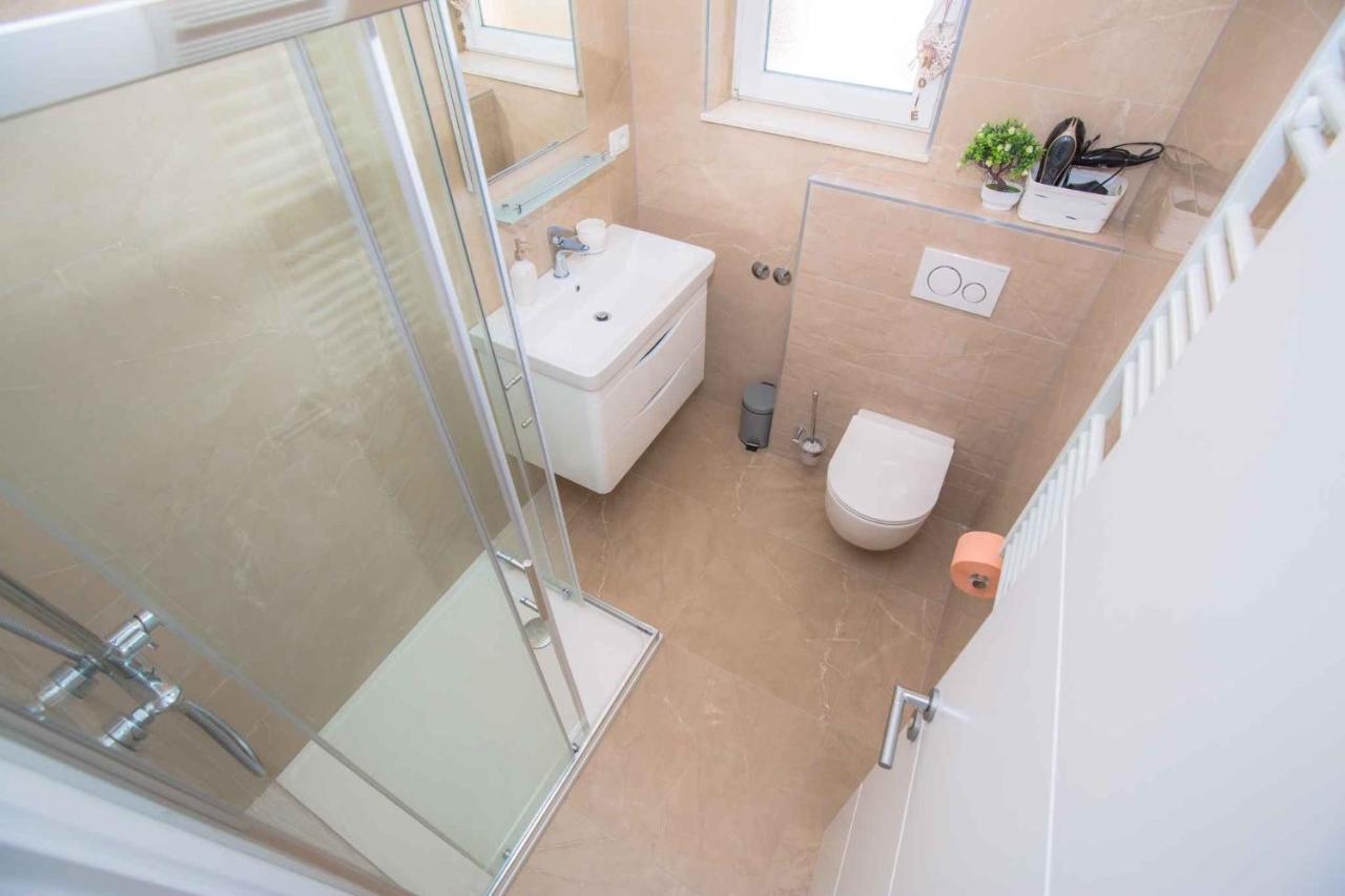Apartments In Rogoznica 40364 المظهر الخارجي الصورة