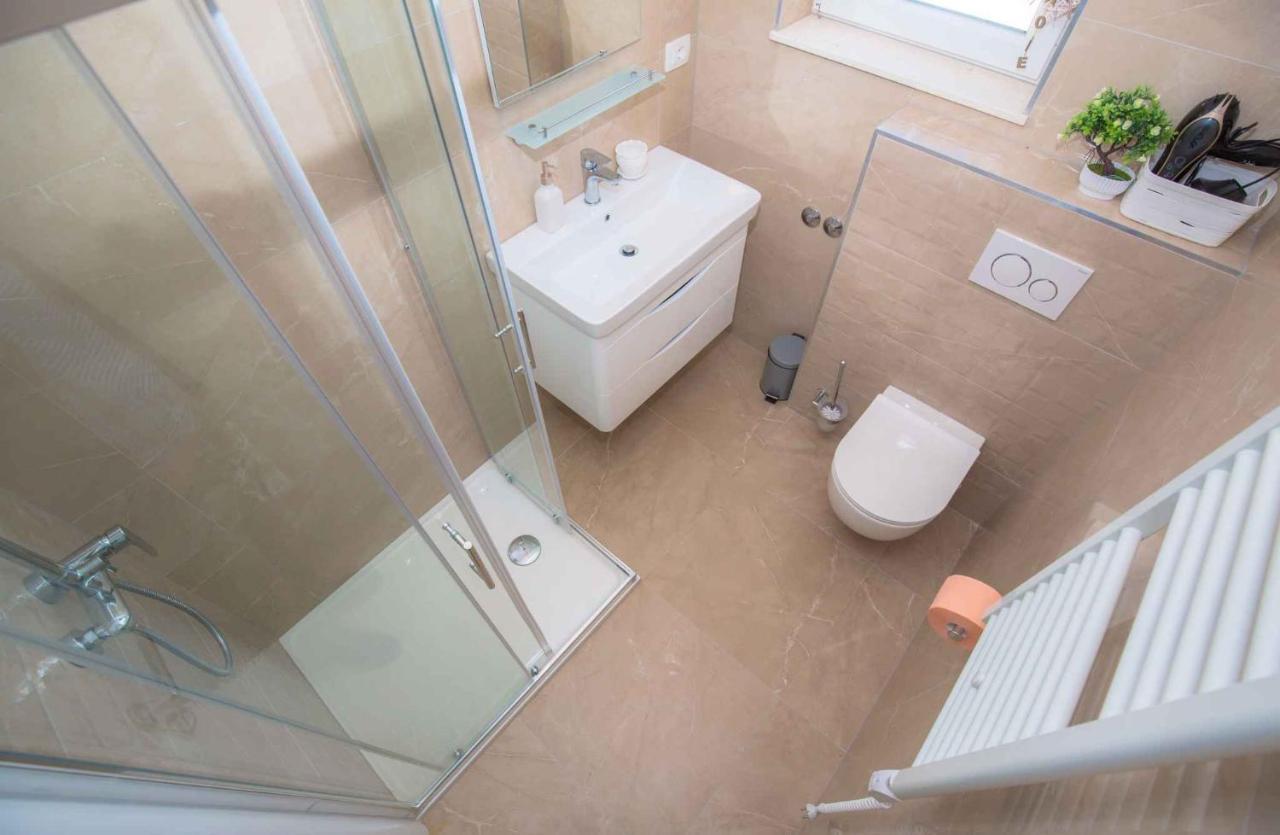 Apartments In Rogoznica 40364 المظهر الخارجي الصورة
