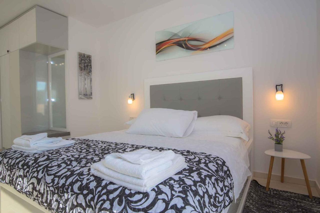 Apartments In Rogoznica 40364 المظهر الخارجي الصورة
