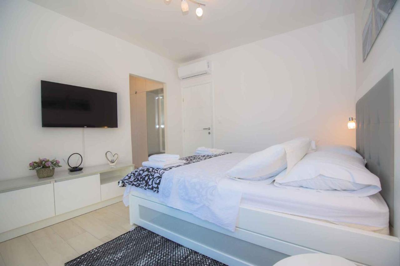 Apartments In Rogoznica 40364 المظهر الخارجي الصورة